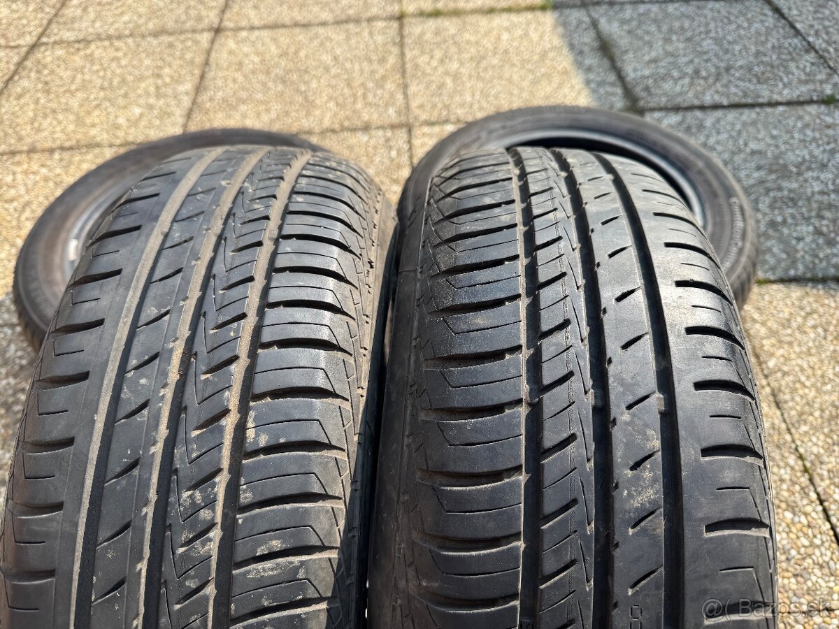 Pneu 165/65 R14 - 2