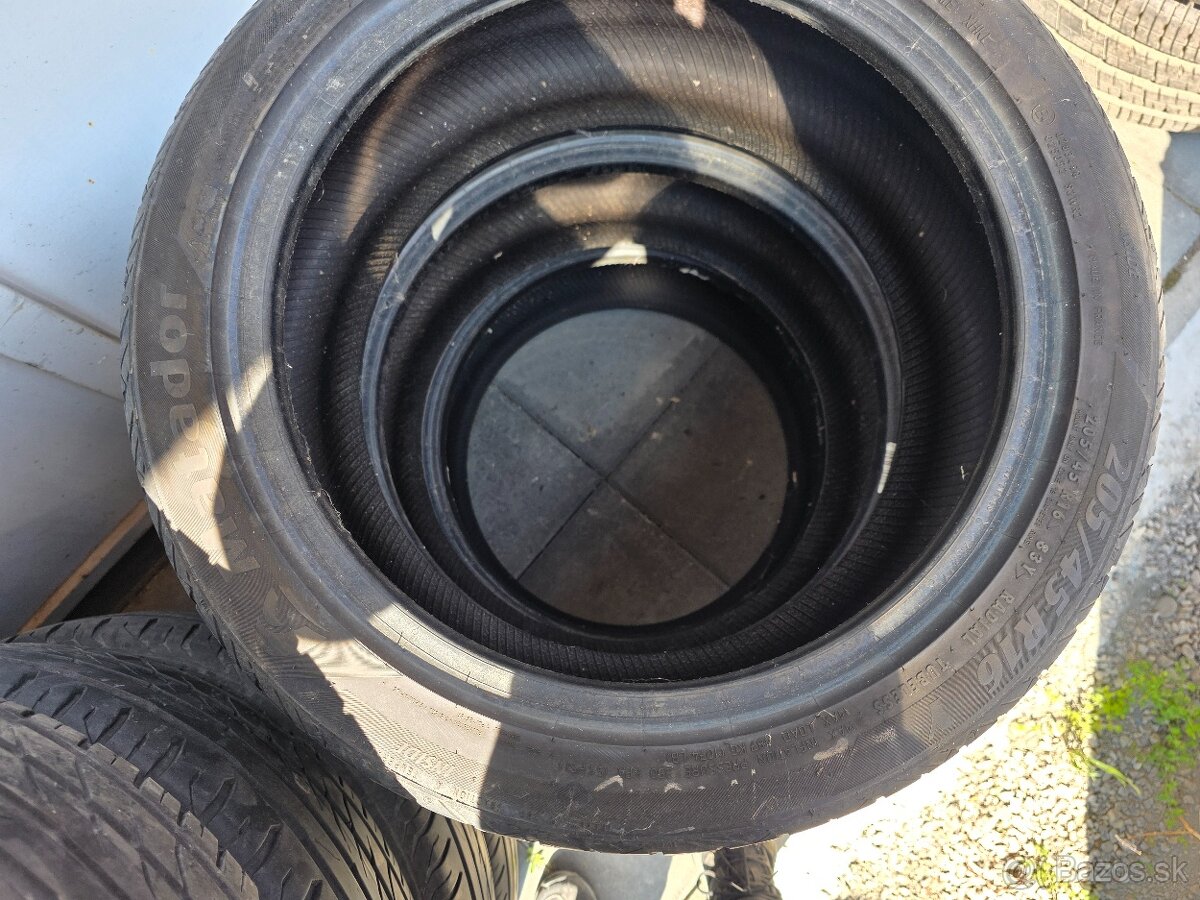 Pneumatiky 205/45/R16 - 2