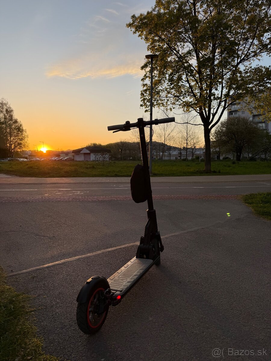 Kugoo M2 PRO Elektrokolobežka - 2
