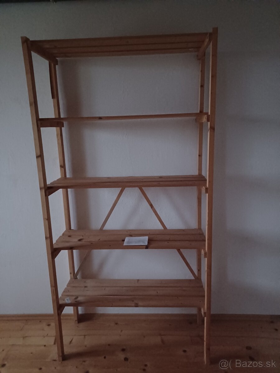 Regál - 2