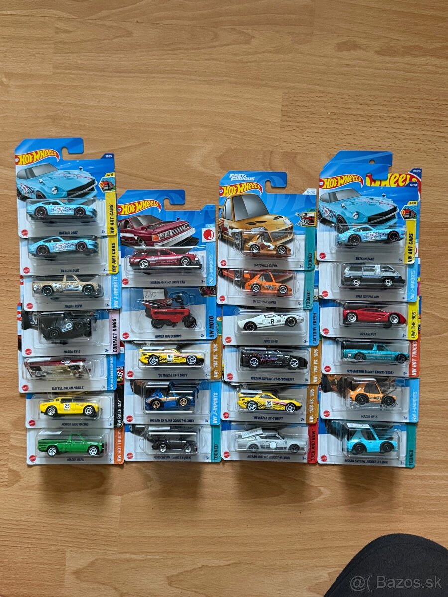Hot wheels autíčka Mix - 2
