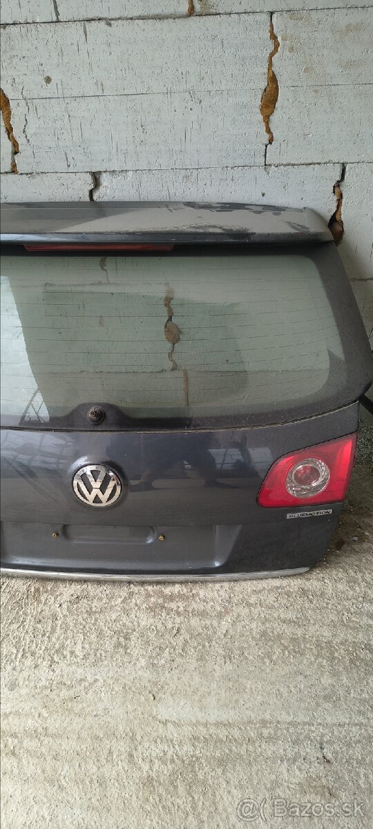 Predám kufor vw Passat combi - 2