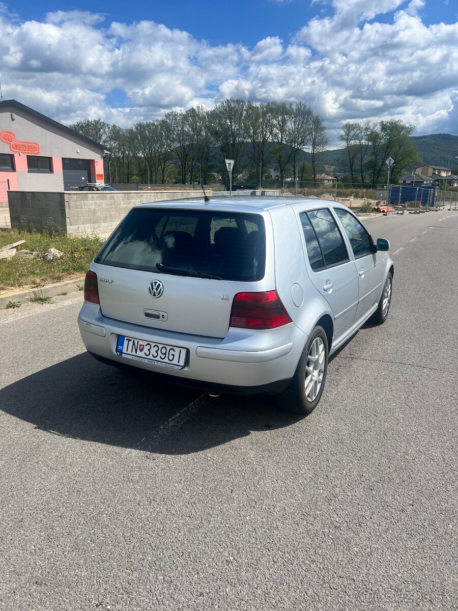 Volkswagen golf 4 1.6 77kw - 2