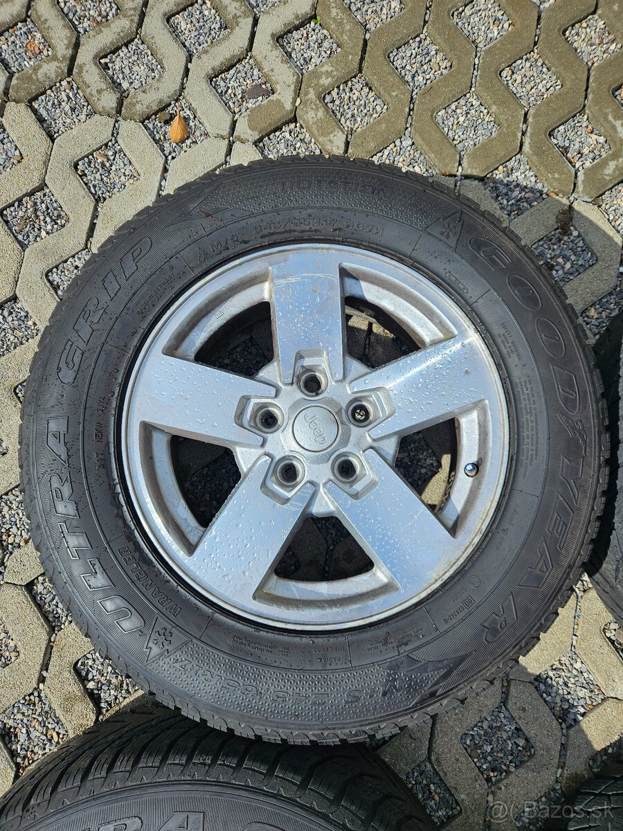 Jeep R17 - 2
