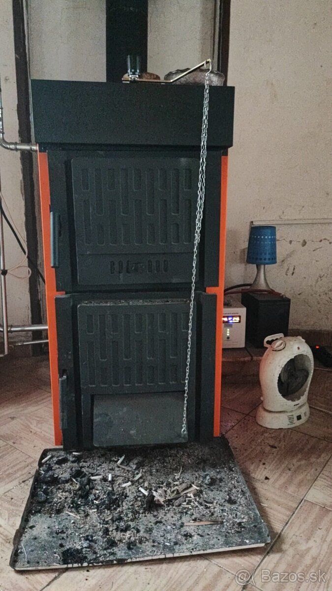 Liatinový kotol - 2