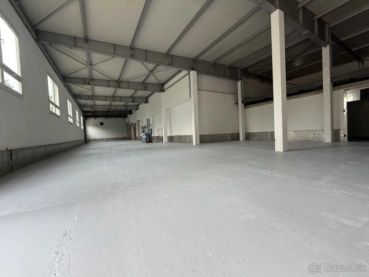 Priestory vhodné pre výrobu / sklad 1000m2 - 2