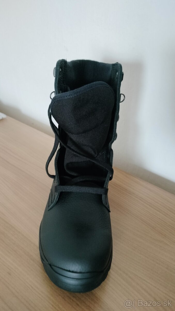 Predám vojenskú špeciálnu obuv - 2