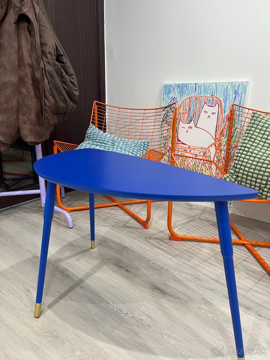 Konferenčný stolík - 2