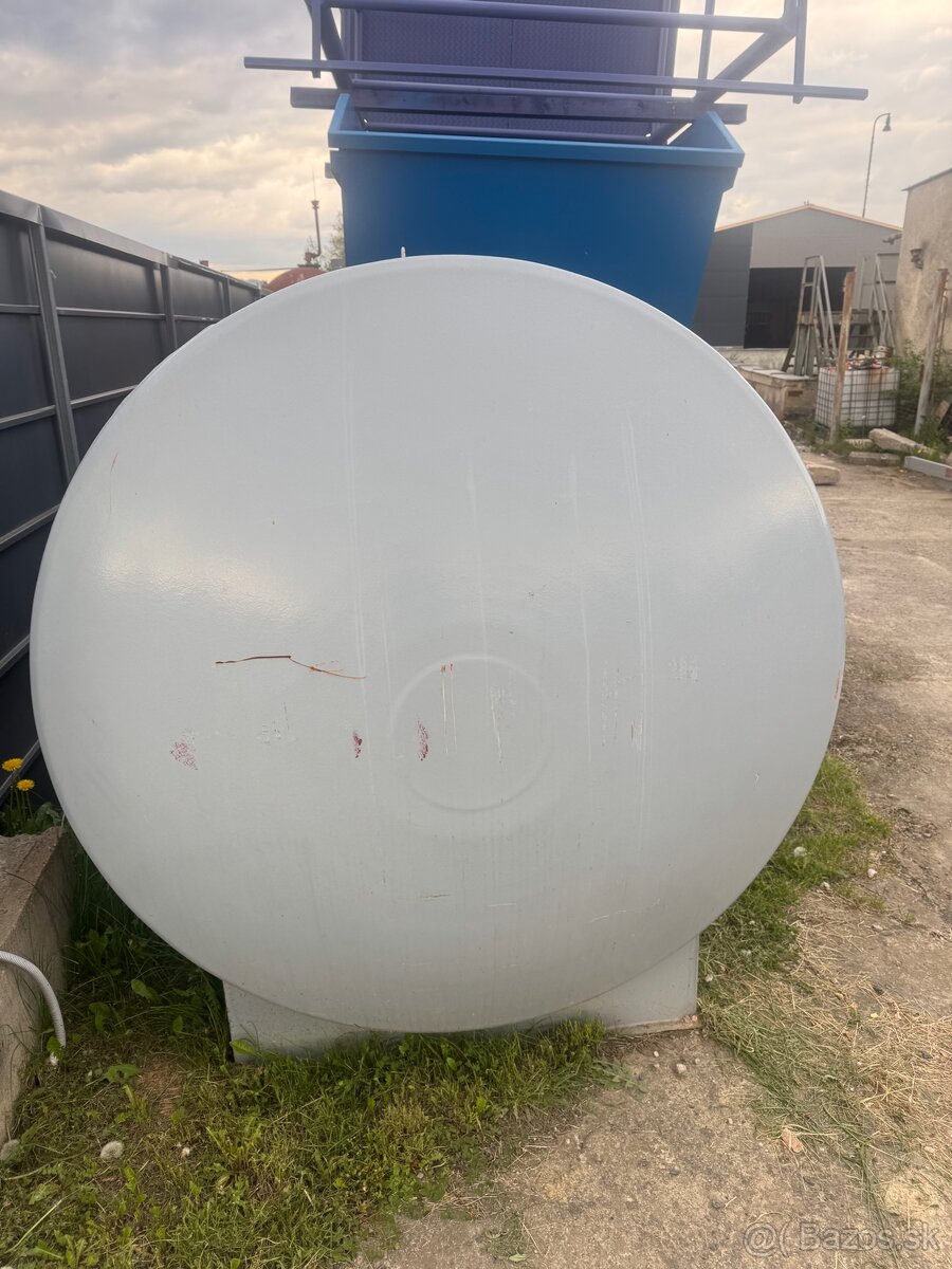 Priemyselná nadrž - 2