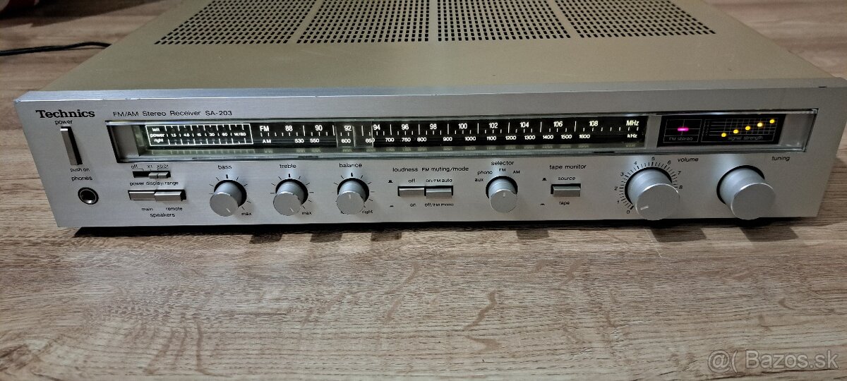 Technics SA 203 - 2