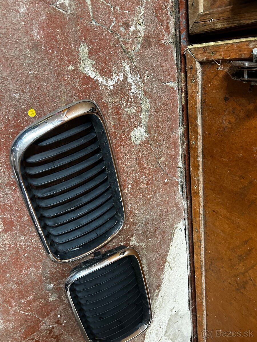 Mriežky Bmw e36 facelift - 2