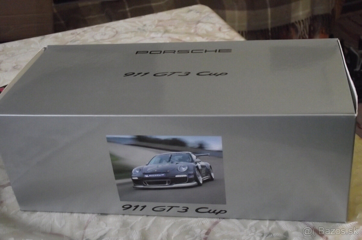 1:18 Porsche 911 - 2