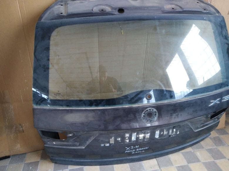 BMW X3 E83 kufrové dvere + plasty kufra - 2