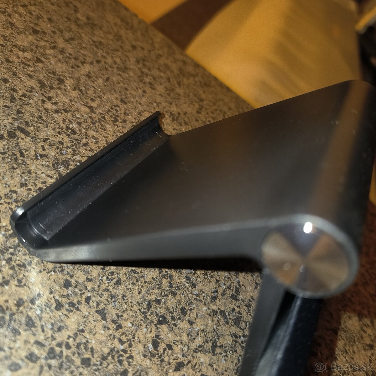 Stojan na mobil / tablet - 2