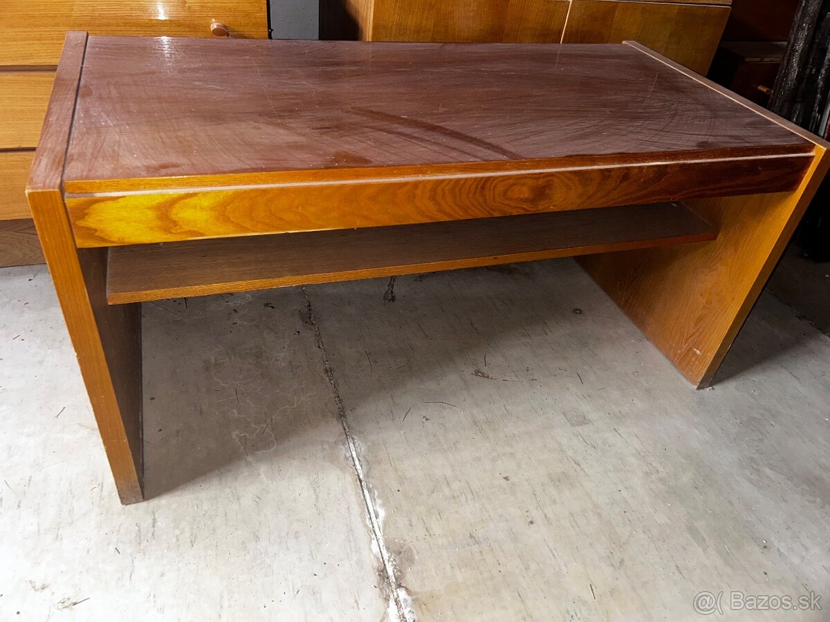 Konferencny stolik - 2