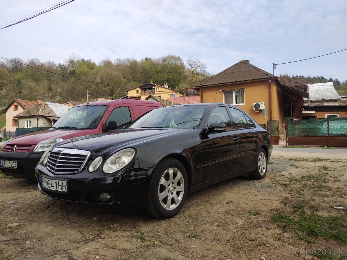 Mercedes benz W211 - 2