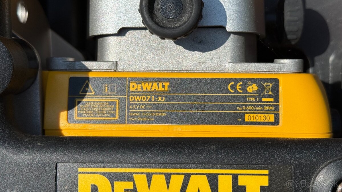 Predám rotačný laser Dewalt - 2