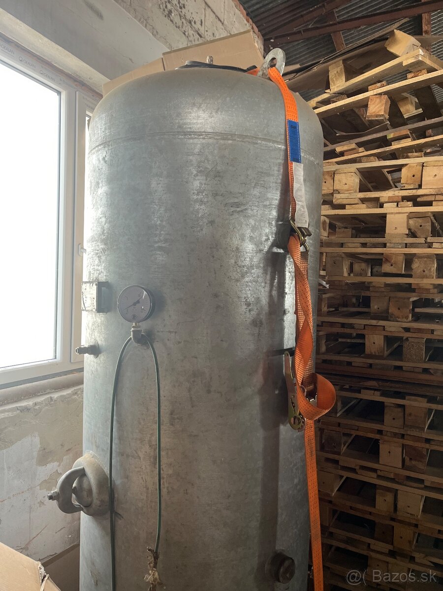 Predam tlakovu nadrz 1000l - 2