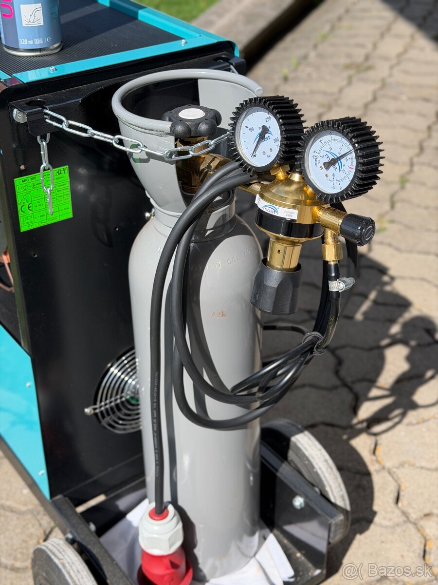 Zváračka CO2 BILLIK MIG 300 - 2
