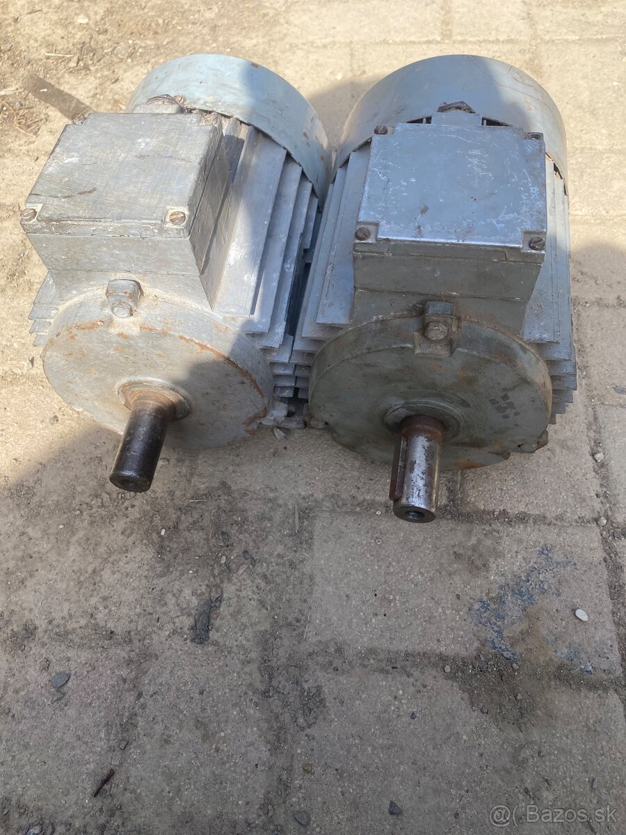 Predám elektromotor 2.2kw 2860 ot - 2