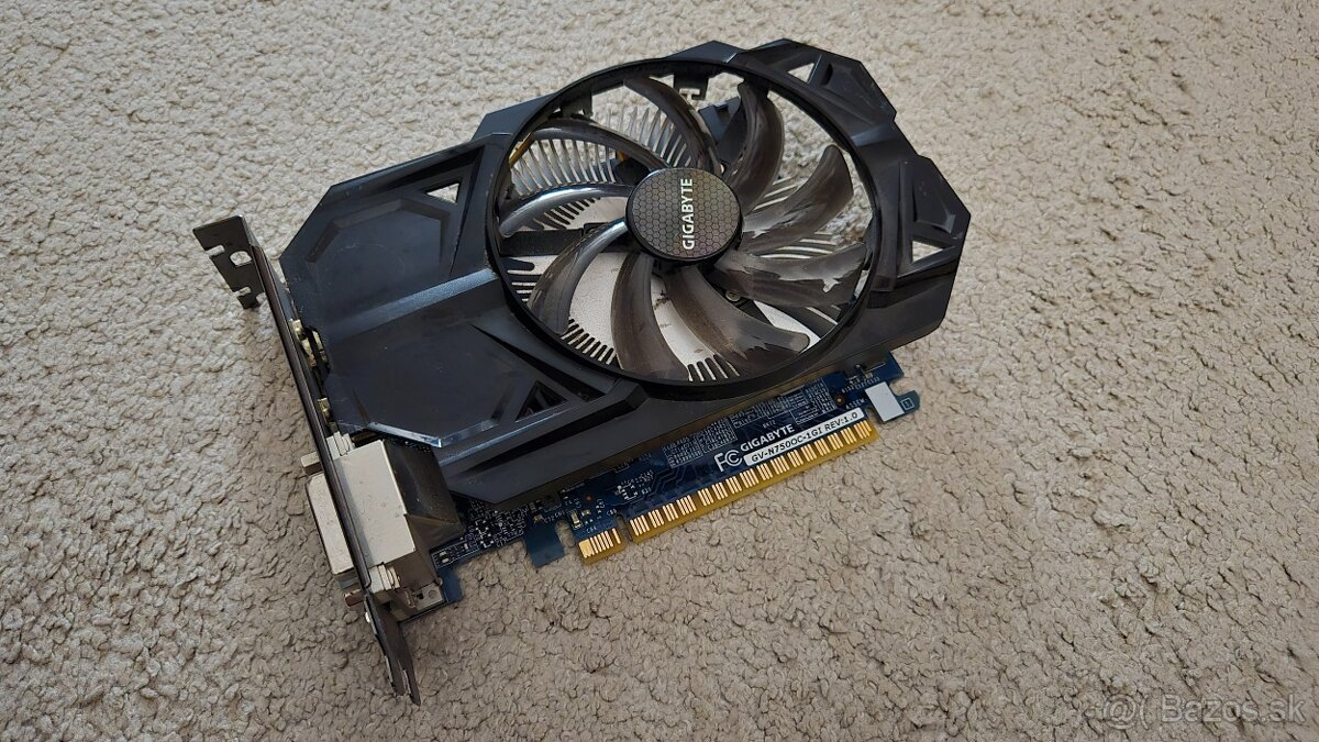 GIGABYTE GTX 750 1GB - 2