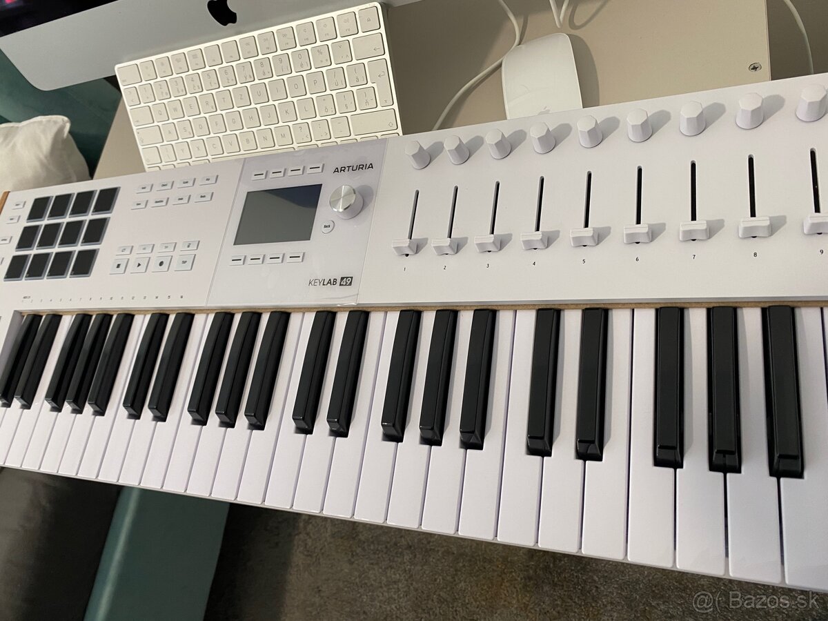 Arturia KeyLab mk3 49 - 2