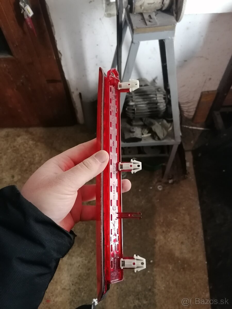 Škoda Fabia Kombi Tretie Brzdové Svetlo - 2