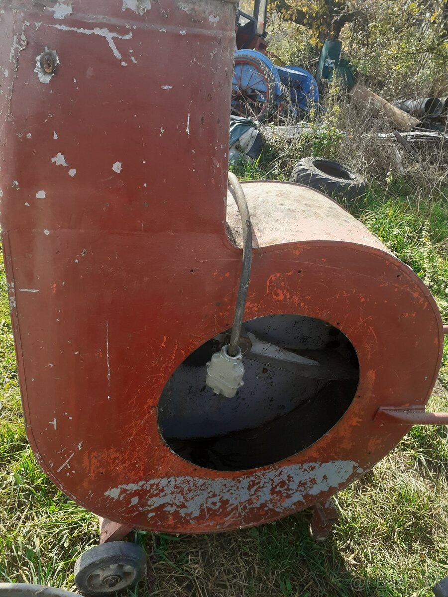 Fukar na seno zralok - 2