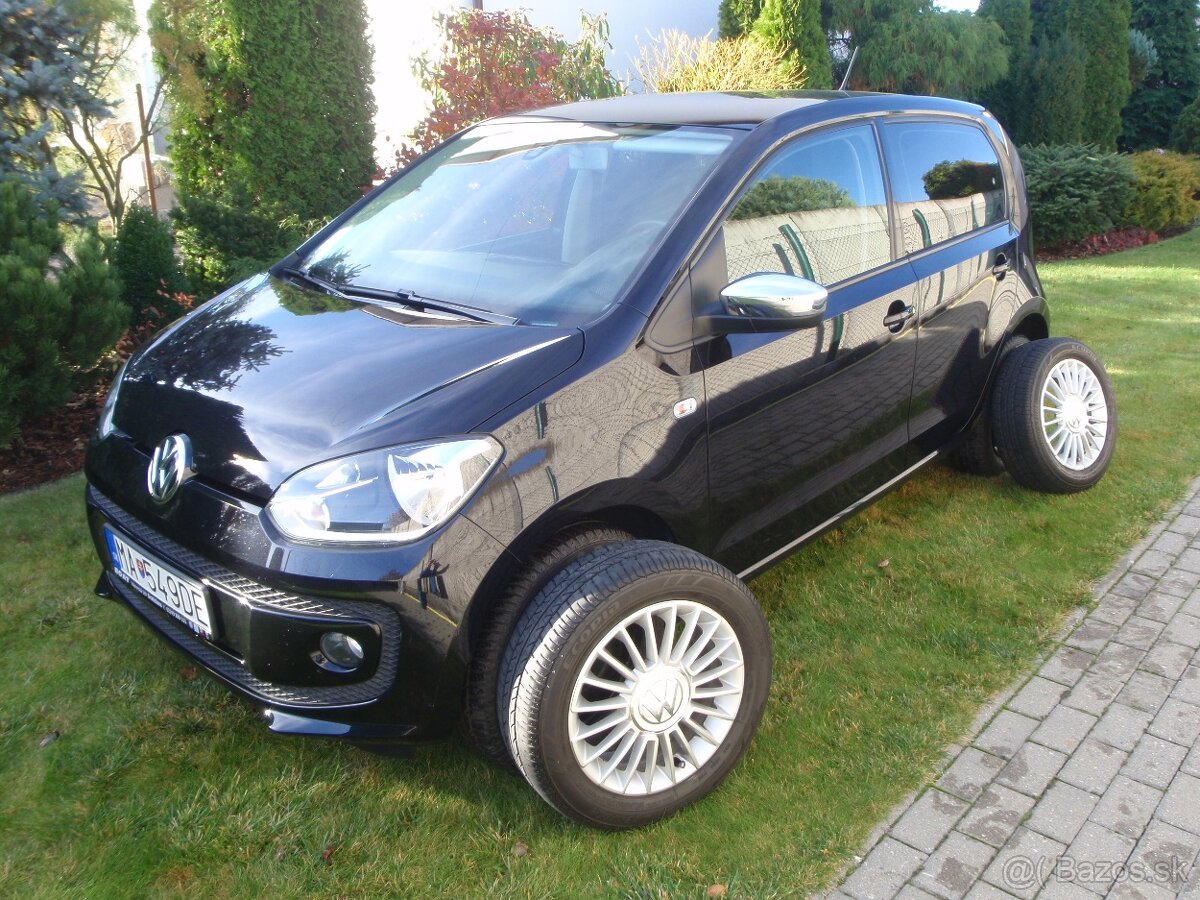 VOLKSWAGEN UP - 2