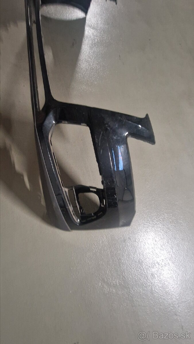 PREDNY NARAZNIK Q5 pa 8r0807061e - 2