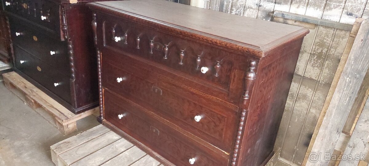 Starodavne komody -kasny - 2
