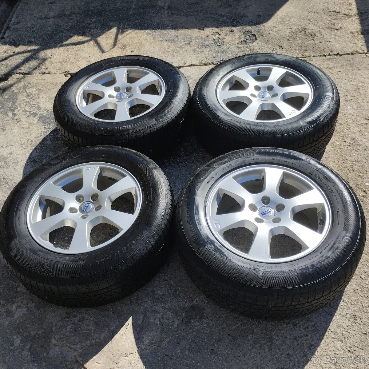17"-235/65R17 Continental VOLVO Zimne. - 2