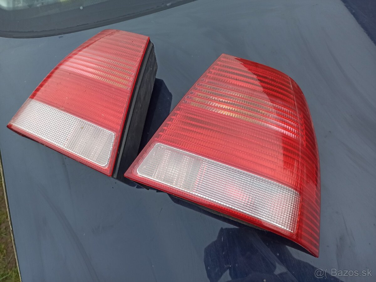 Zadne svetlá VW Bora sedan - 2