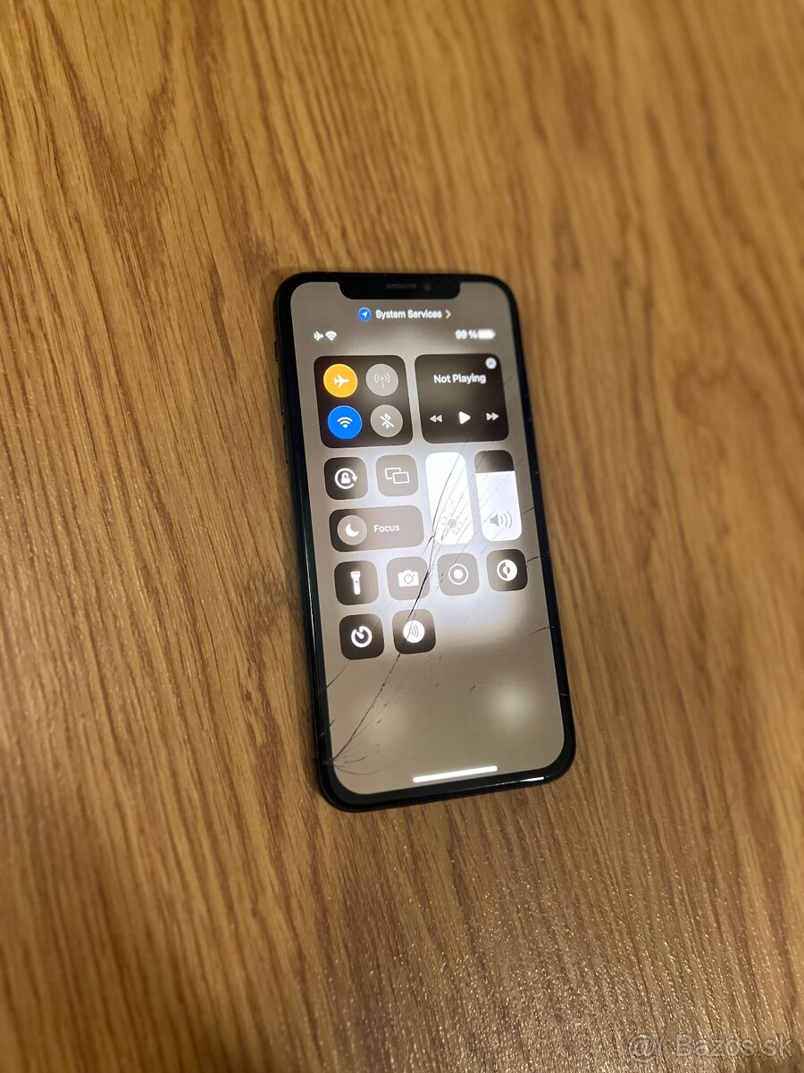 iPhone X 256GB prasknutý display - 2