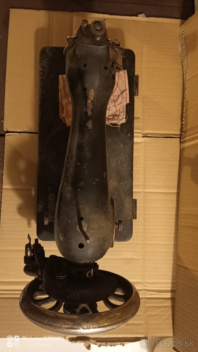 Šijacia mašina - 2