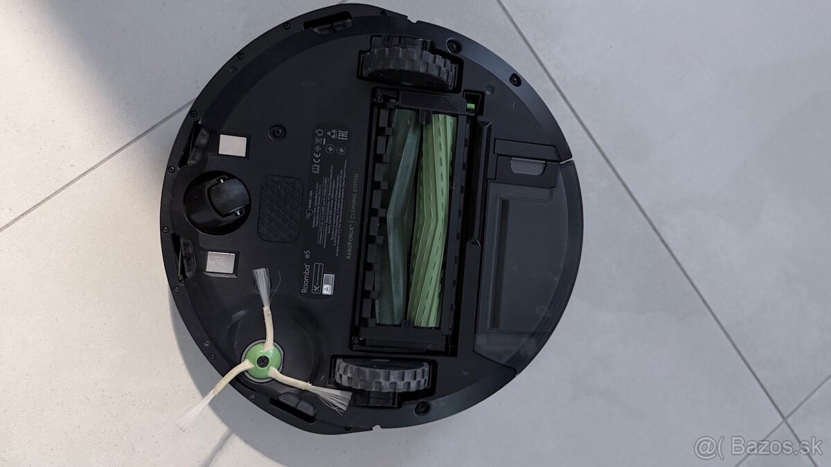 Predám iRobot Roomba e5 - 2