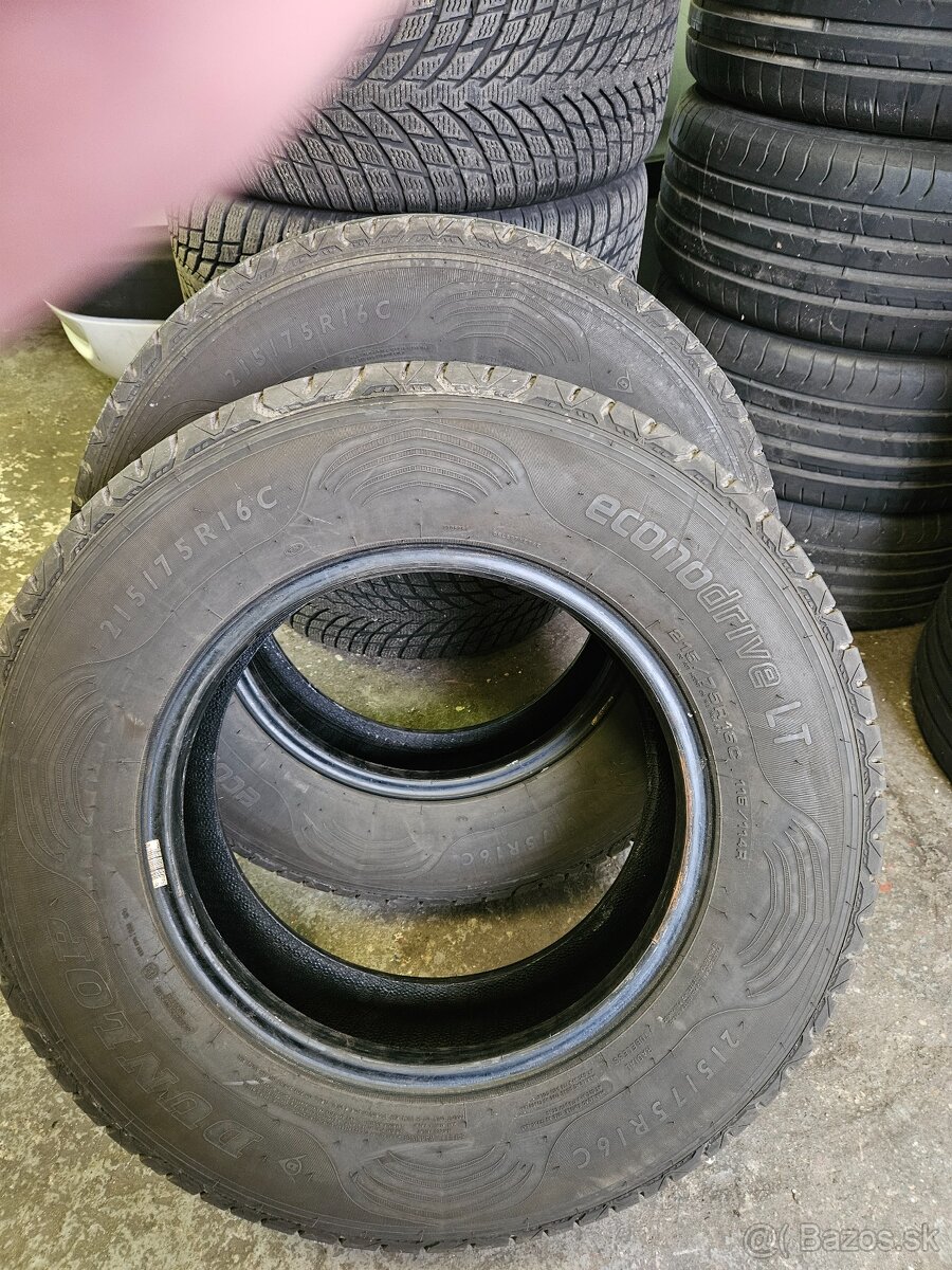 Predam pneu 215 /75 R16C...letne dunlop - 2