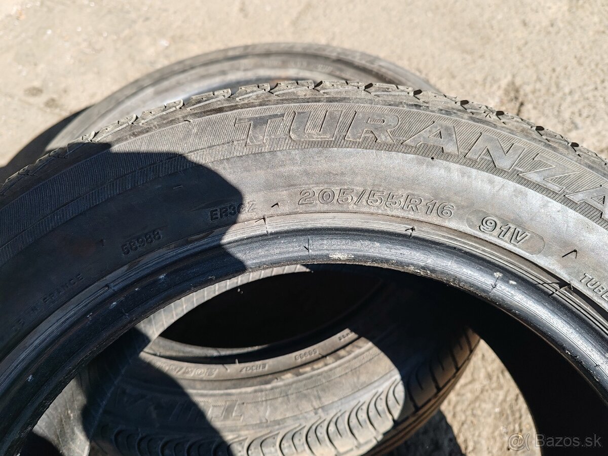 Bridgestone 205/55R16 - 2