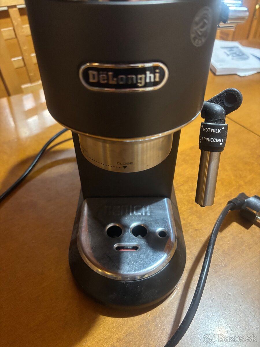 Kávovar DeLonghi Dedica - 2