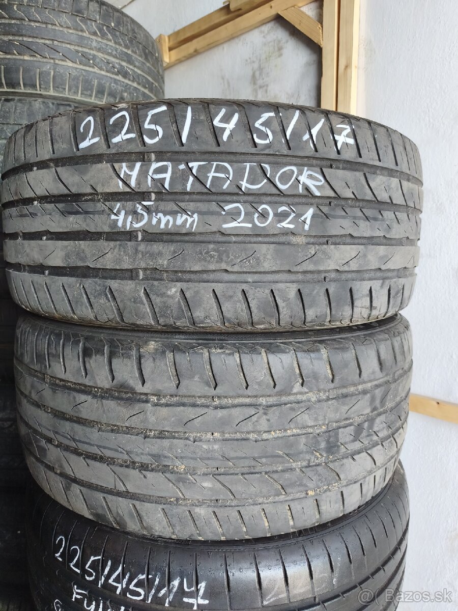225/45/R17 letné 4ks - 2