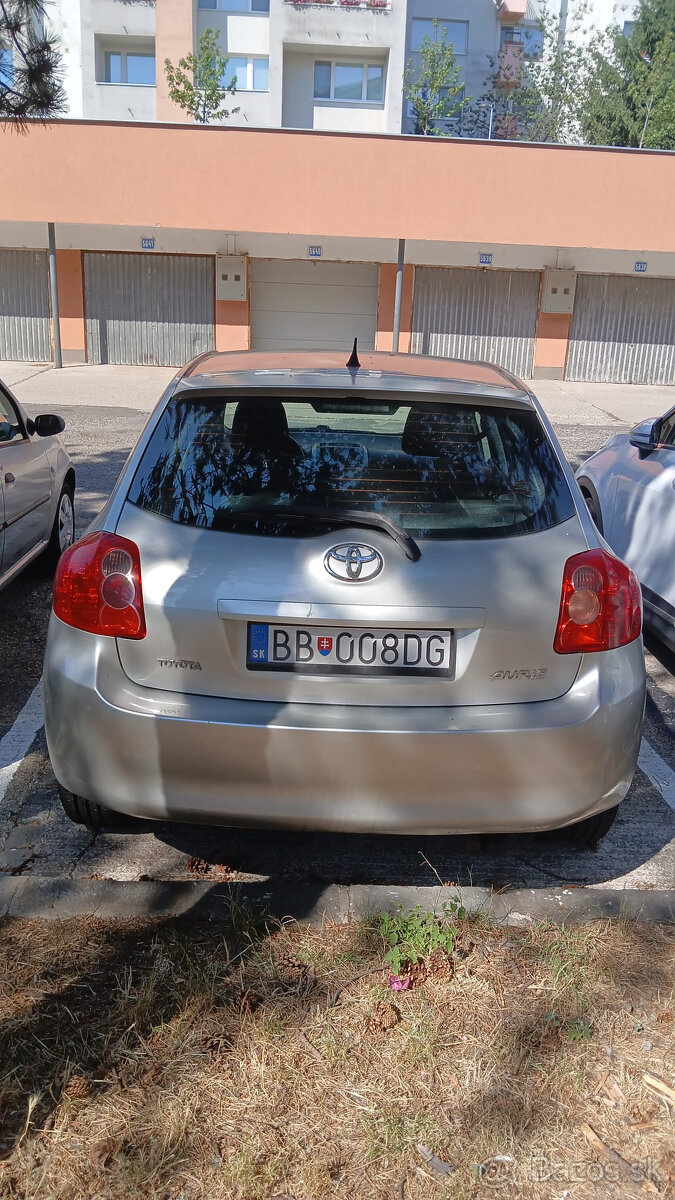 toyota auris 2009 - 2