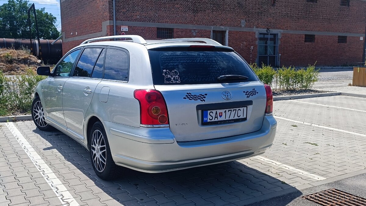 Toyota Avensis T25 1,8 - 2