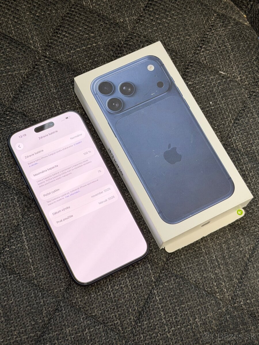 Apple iPhone 17 Pro Max 256GB Deep Blue - 2