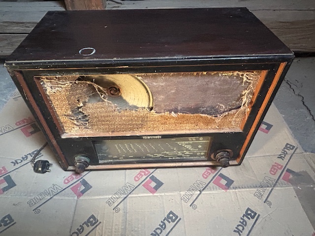 Predám retro rádiá,Telefunken, iné - 2