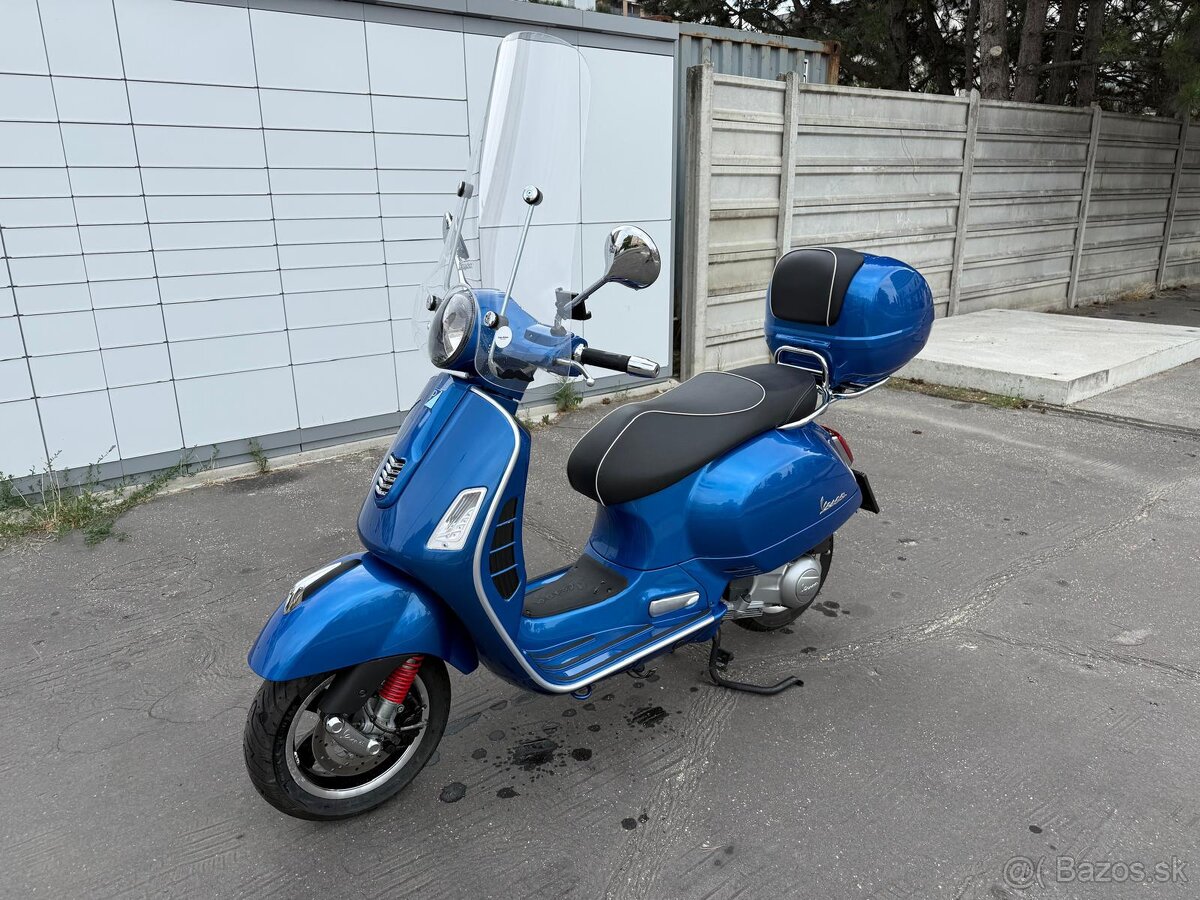 Vespa GTS 300 - 2
