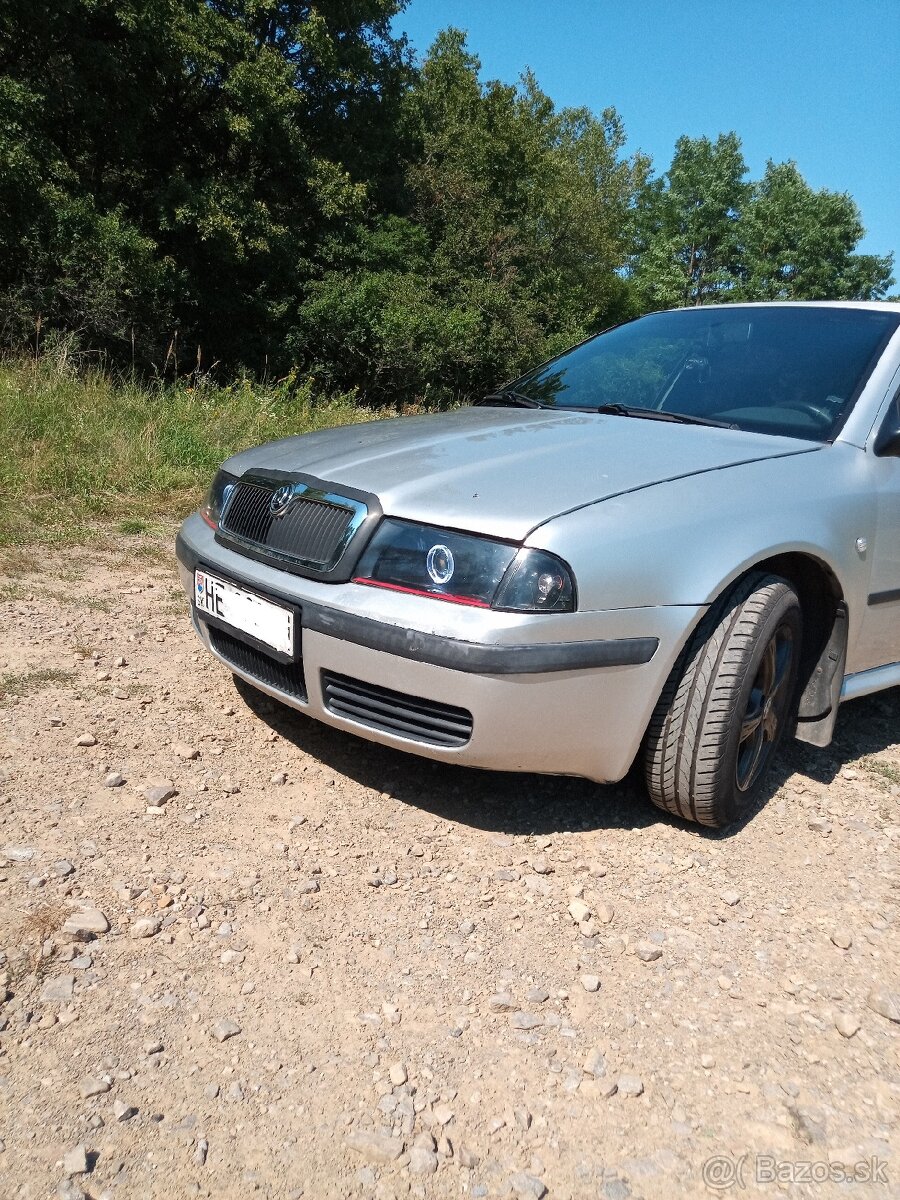 Octavia 1.6 75kw - 2