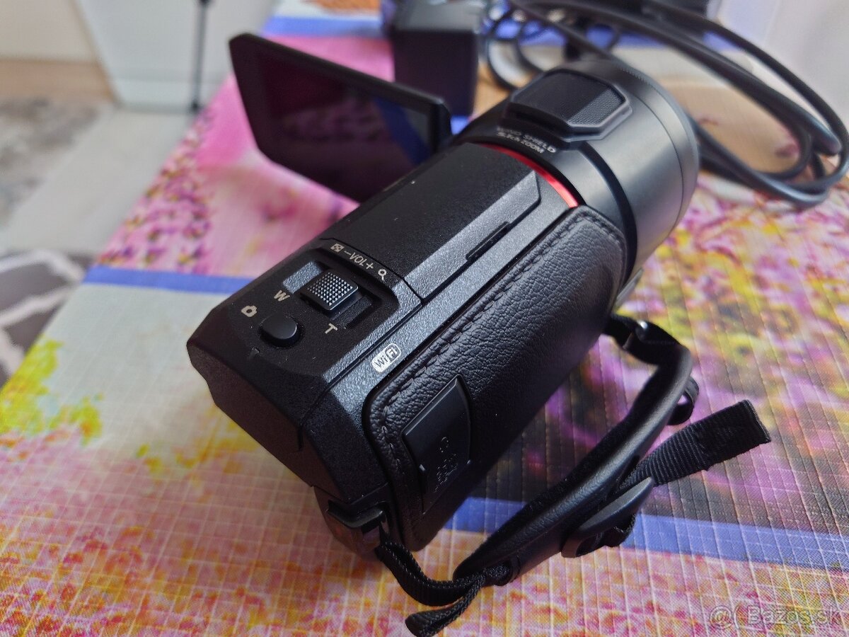 Predam Kameru Panasonic HC- VX1 4k - 2