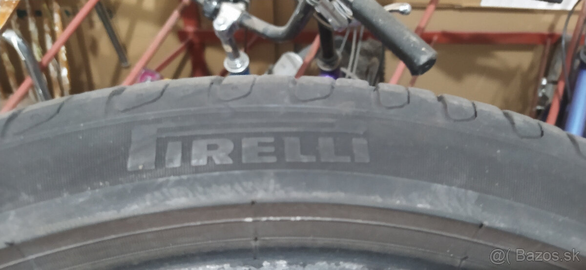 letné pirelli 225/40 R18 - 2