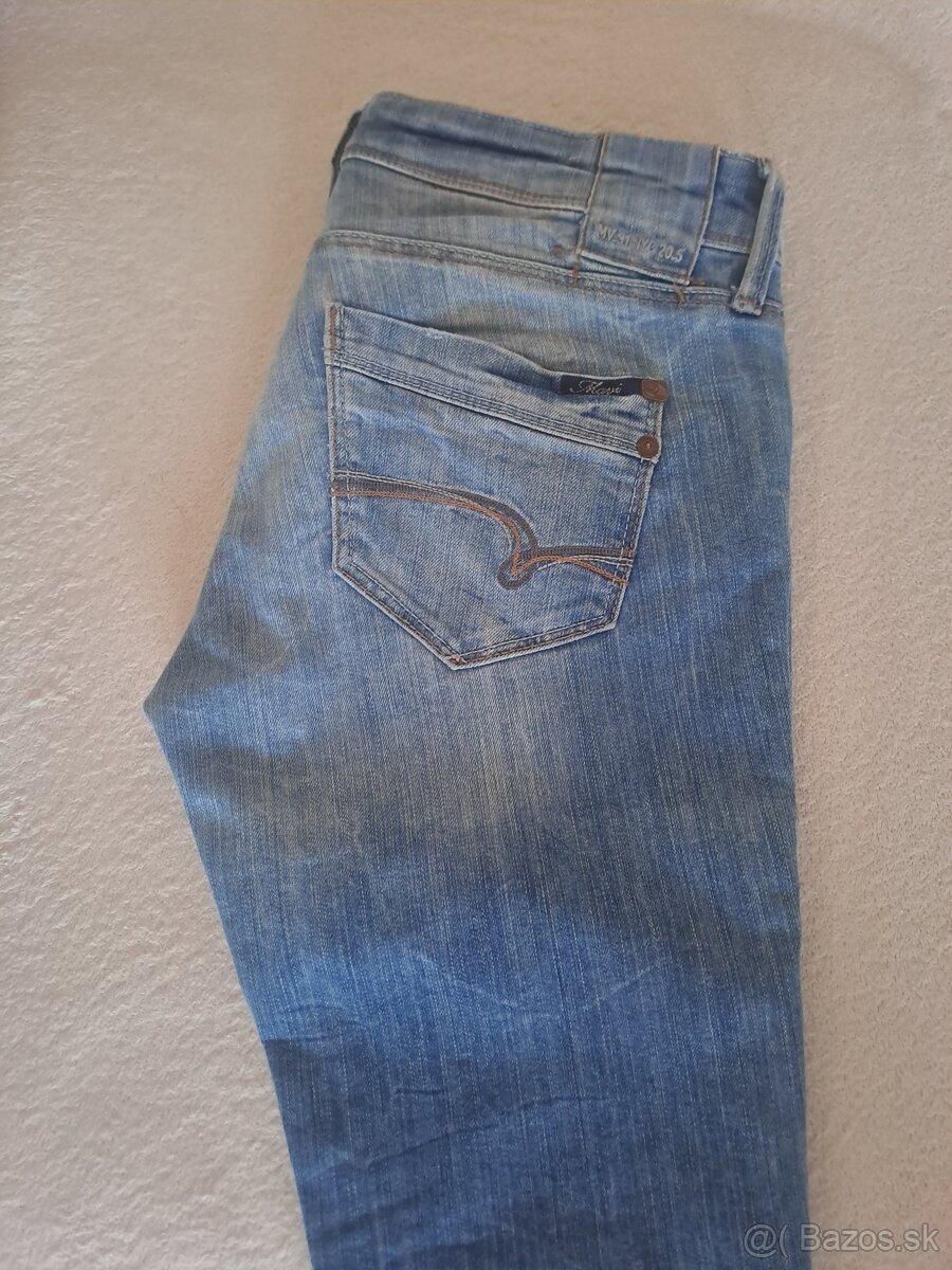Predam damske Mawi jeans - 2
