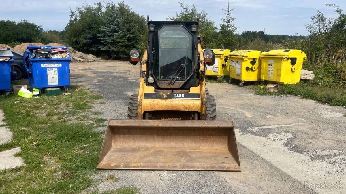 CATERPILLAR 242 B 4X4 - 2